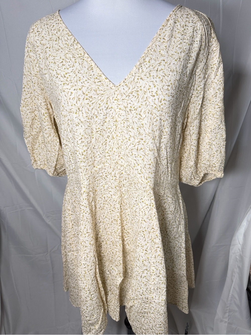 H&M Cream Cottage core dress with green vining leaves